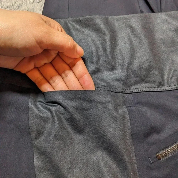 ADAY Black Throw It Higher Leggings Pockets Small - Picture 4 of 8